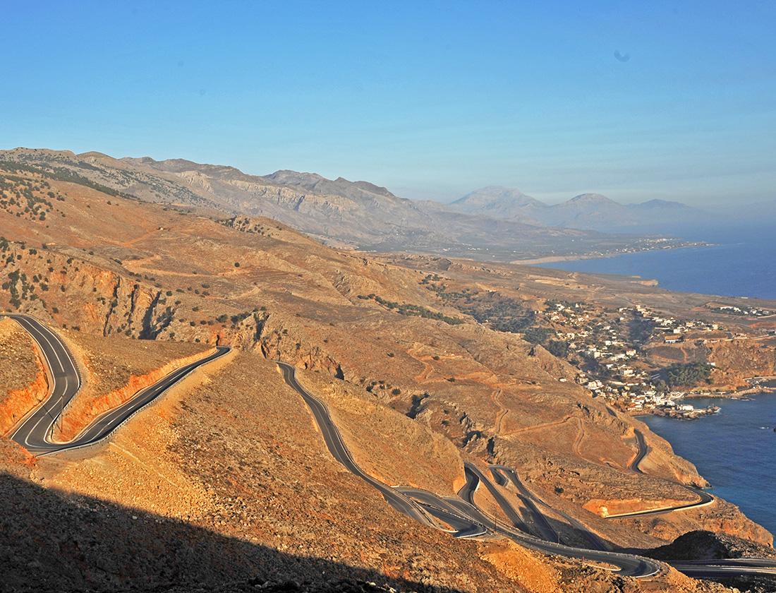 explore_crete_car_1100_840