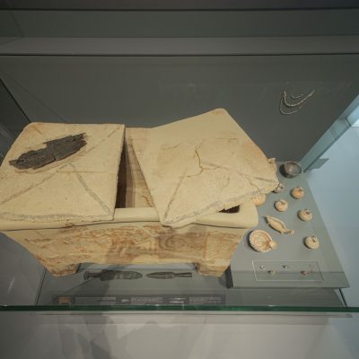 DigitalObject__315__10._Λαξευτές_νεκροπόλεις_315___27-05-2023135537___6169