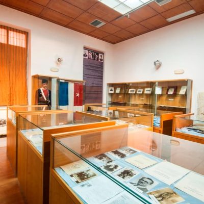 Laografiko Neapolis 3 - Foto apo site tou