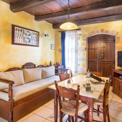 Mantzourana-villa-11-1024x683