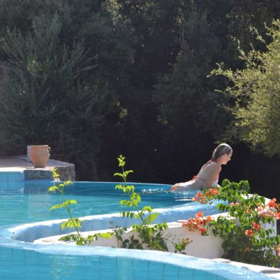 crete_hotel_swimming_pool_relaxing_quiet_environment.jpg