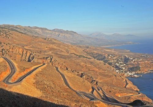 explore_crete_car_1100_840